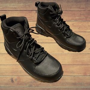 Black Sneakers Boys 7Y/Mens7Wmn 8.5